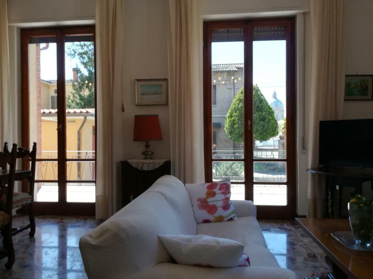 Villa Gina Асизи Екстериор снимка