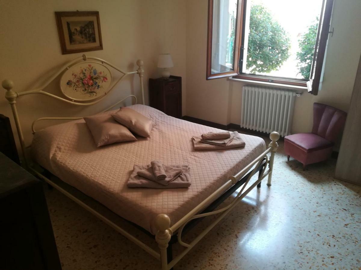 Villa Gina Асизи Екстериор снимка